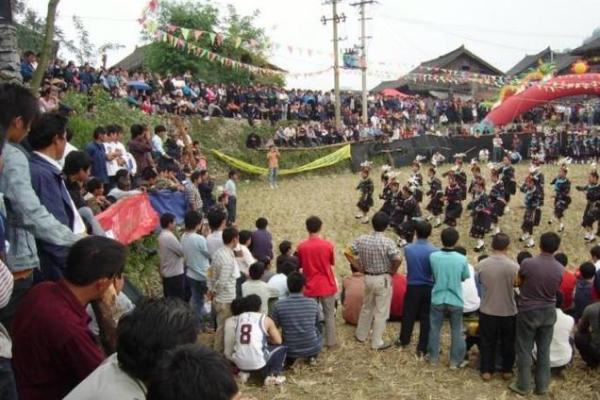 民风民俗之都匀水族别致的春节