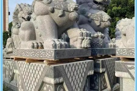 商业风水引财气，石狮子的讲究