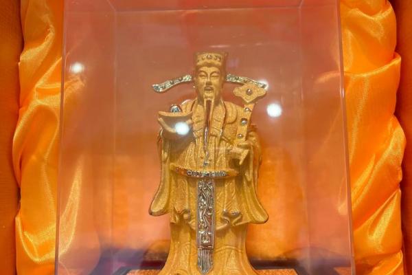 请回家的财神爷如何摆放方位如何？