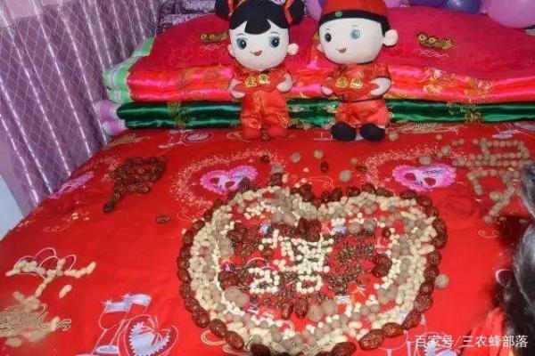 农村传统习俗：订婚又叫“发八字”，啥意思？仪式隆重有讲究