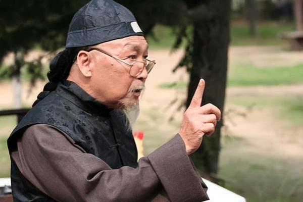 穿越开局得到算命能力 穿越开局得到算命能力