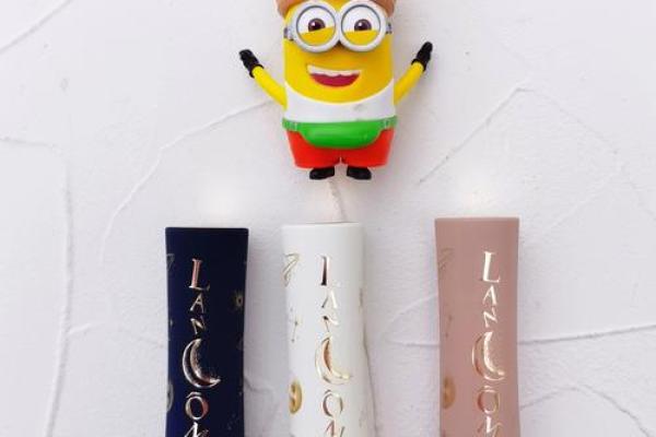 十二星座最适合哪一种化妆品