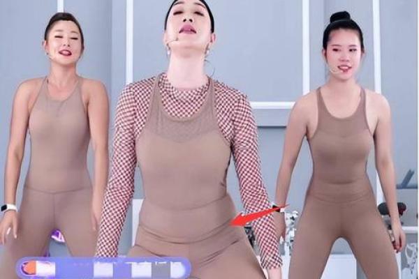 八字步女生 八字步女生