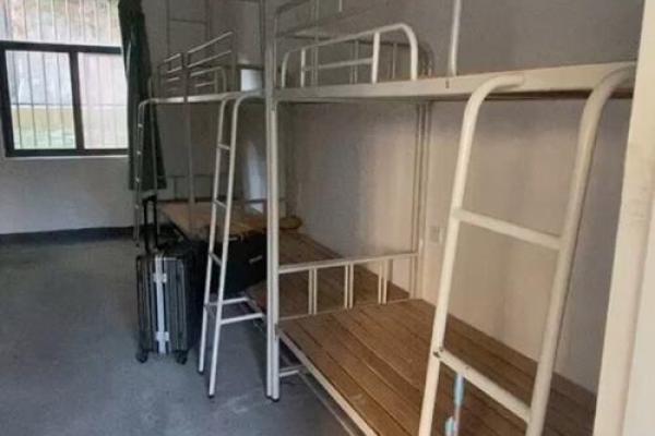 风水讲座_大学女生宿舍晚上卧谈会都谈什么