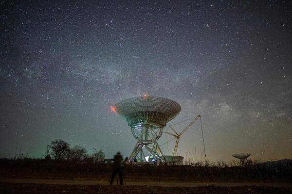 星座天眼:12月20日(周五)十二星座运势 找乐子 星座天眼:12月20日(周五)十二星座运势 找乐子
