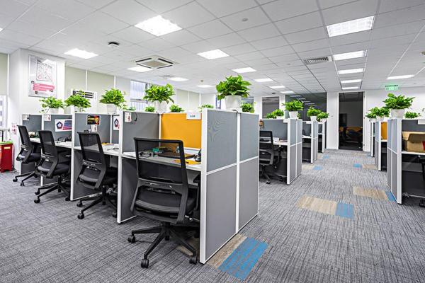 办公室桌子怎么摆放风水好有哪些忌讳 办公室桌子怎么摆放风水好有哪些忌讳