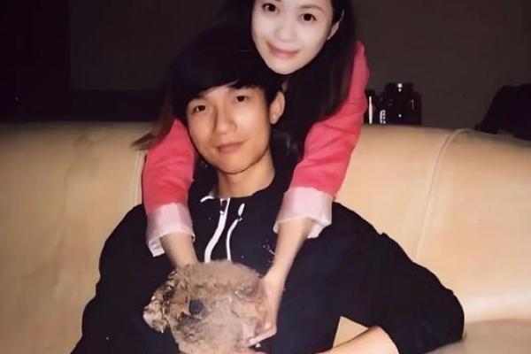 陈楚生与老婆牵手逛街上热搜，紫微斗数如何断你的爱情甜蜜度？