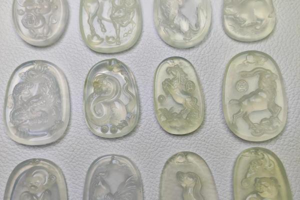 十二星座适合戴什么玉石