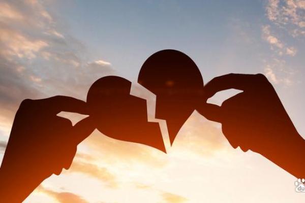 这些八字相处越久爱得越深